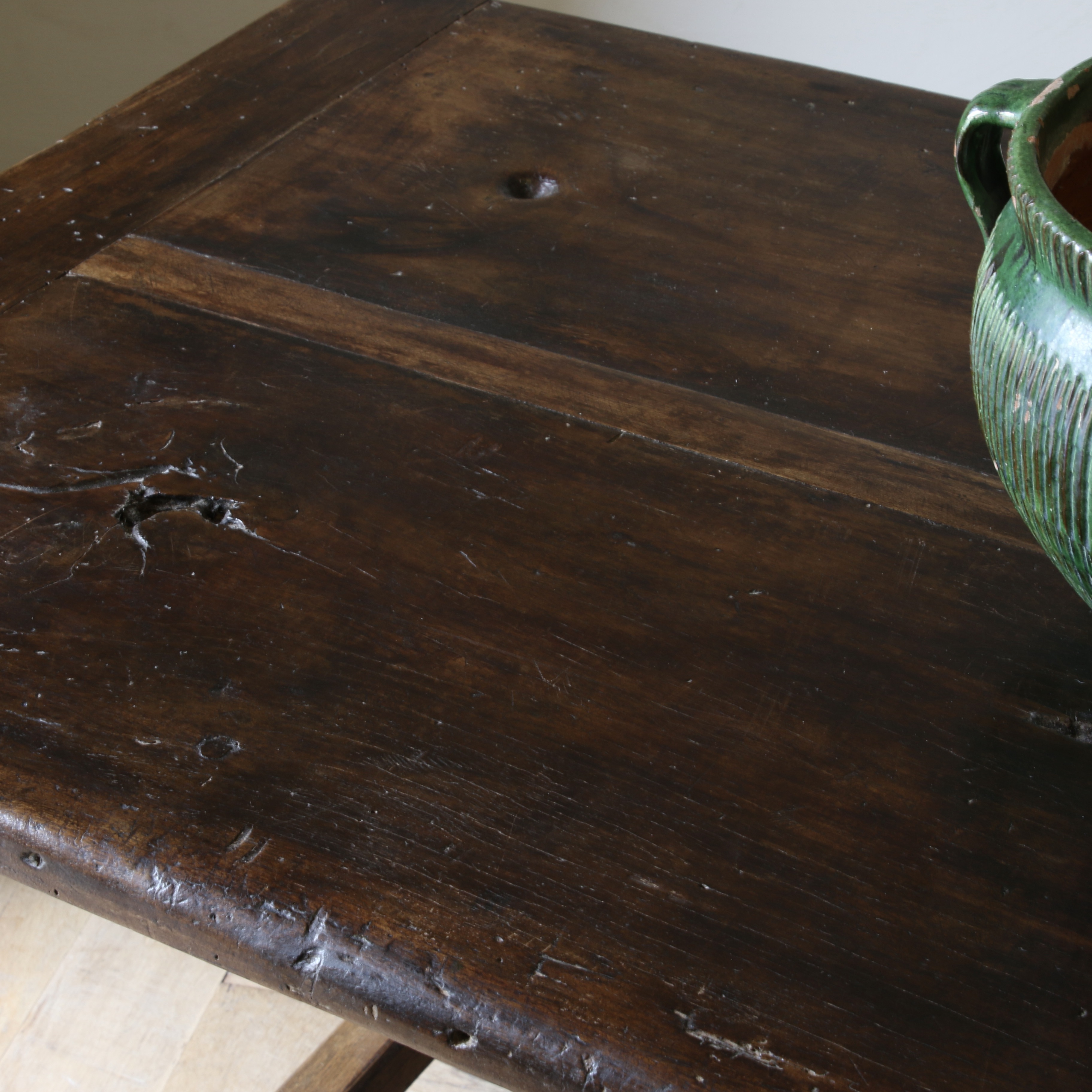Avignon Side Table - Five Legged // JS Editions